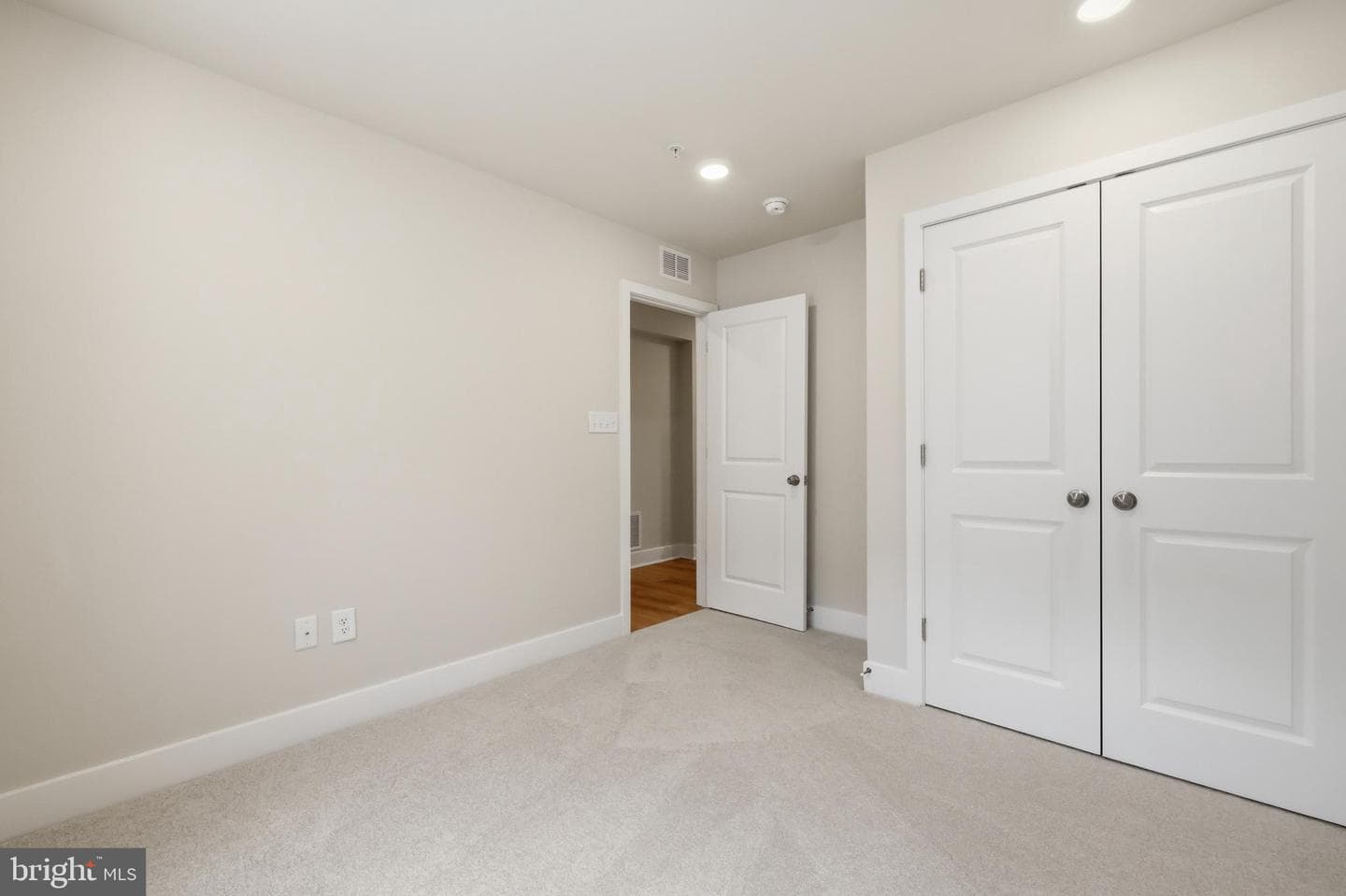2403 Woodlands Road photo 43