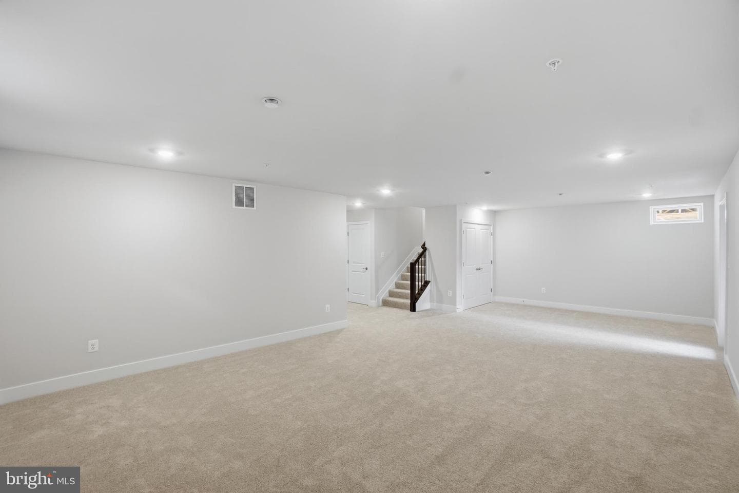 6613 Greenleigh Avenue photo 16