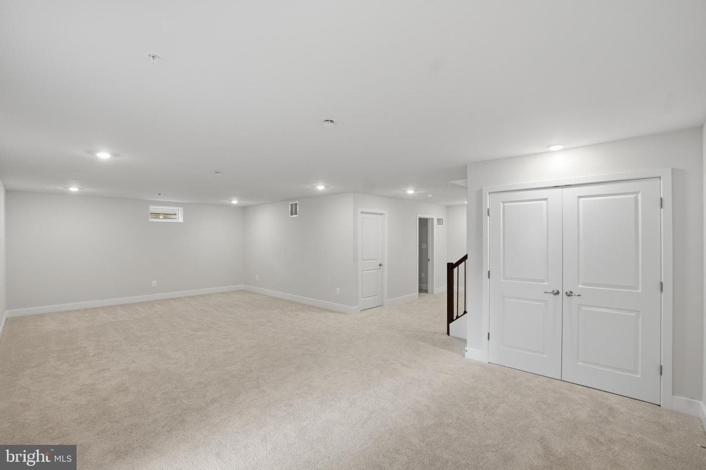 6613 Greenleigh Avenue photo 17