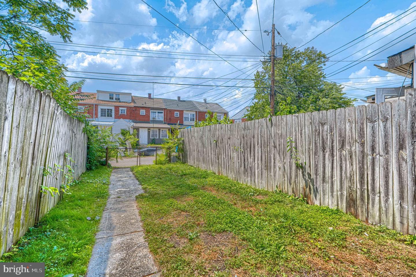 2058 Larkhall Road photo 26