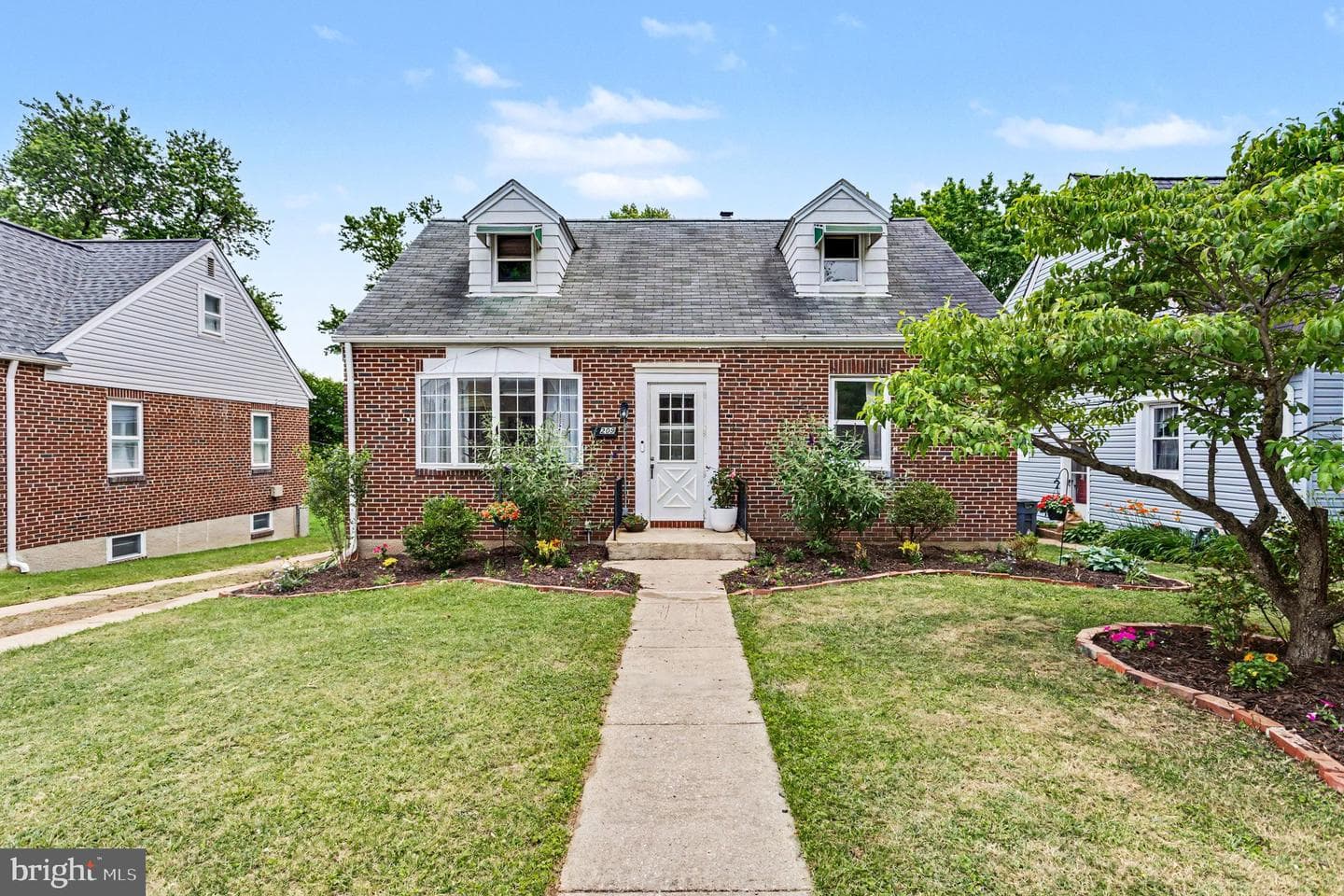 209 Linhigh Avenue photo 1