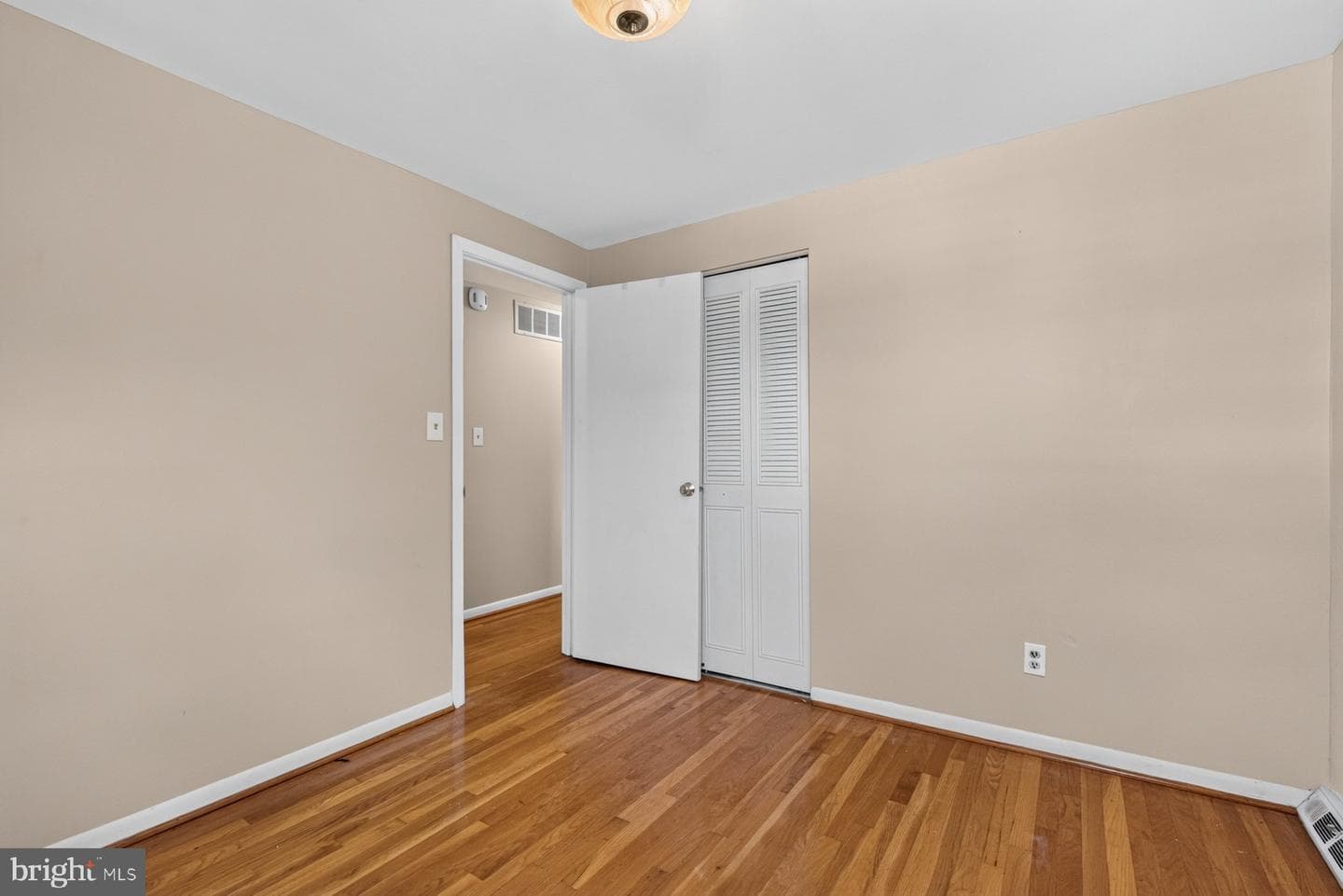 9922 Hoyt Cir photo 26