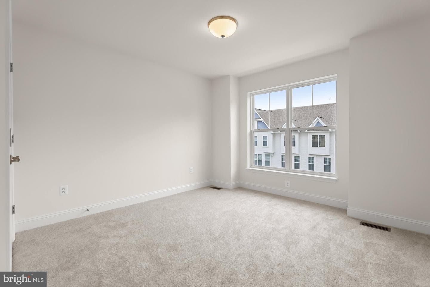 3 Greensborough Road photo 24