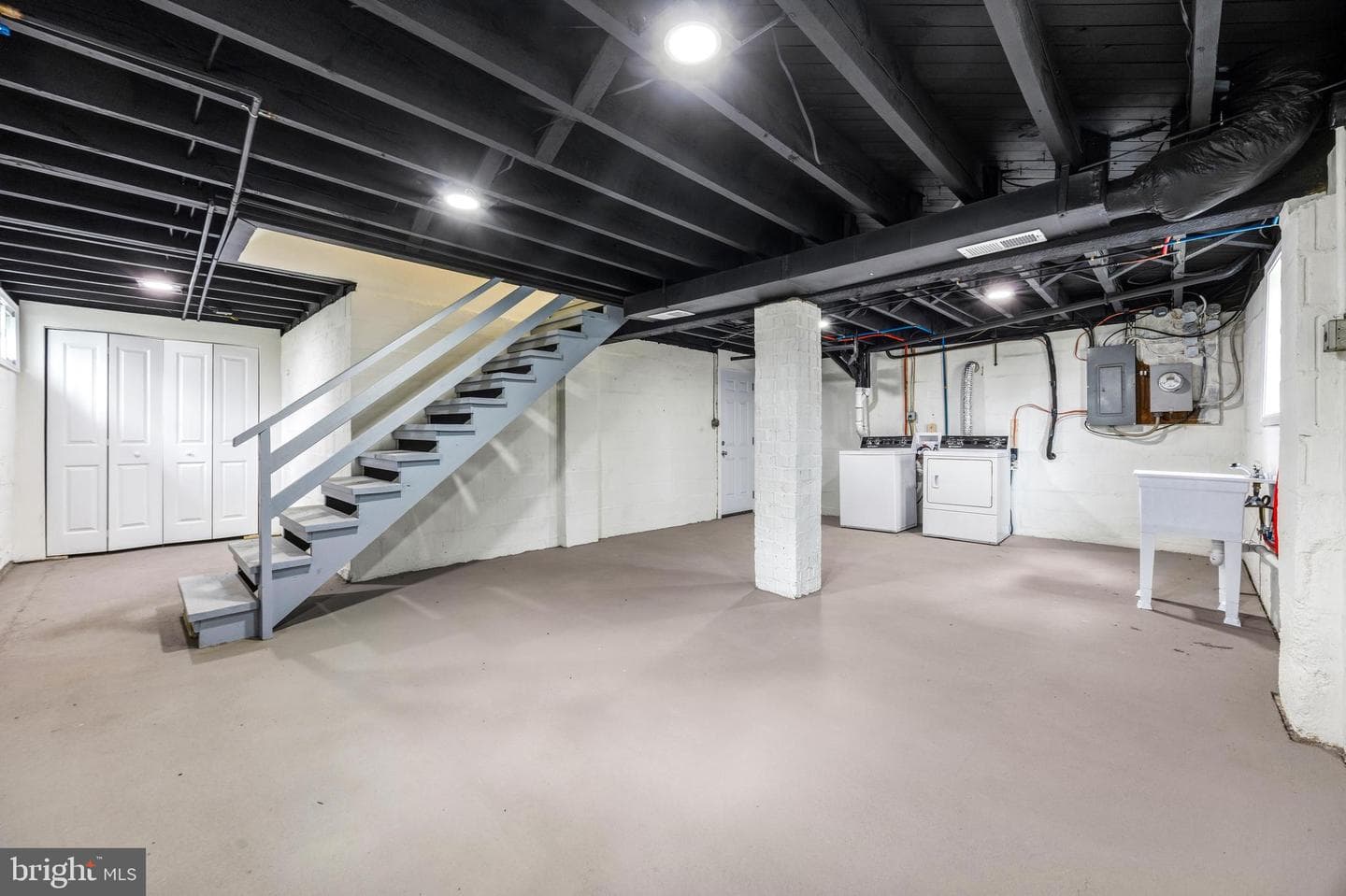 5559 Ashbourne Road photo 26