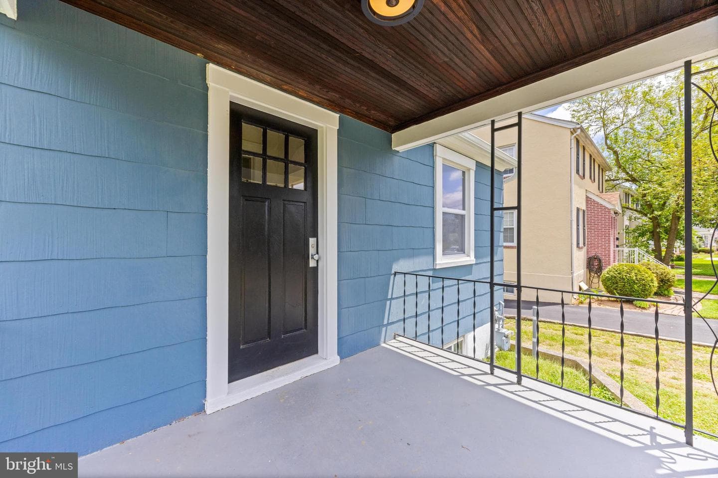5559 Ashbourne Road photo 3