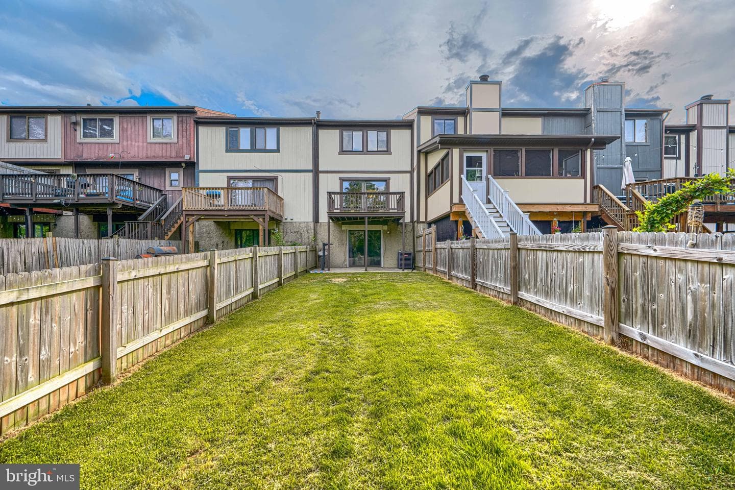 127 Bourbon Court photo 30
