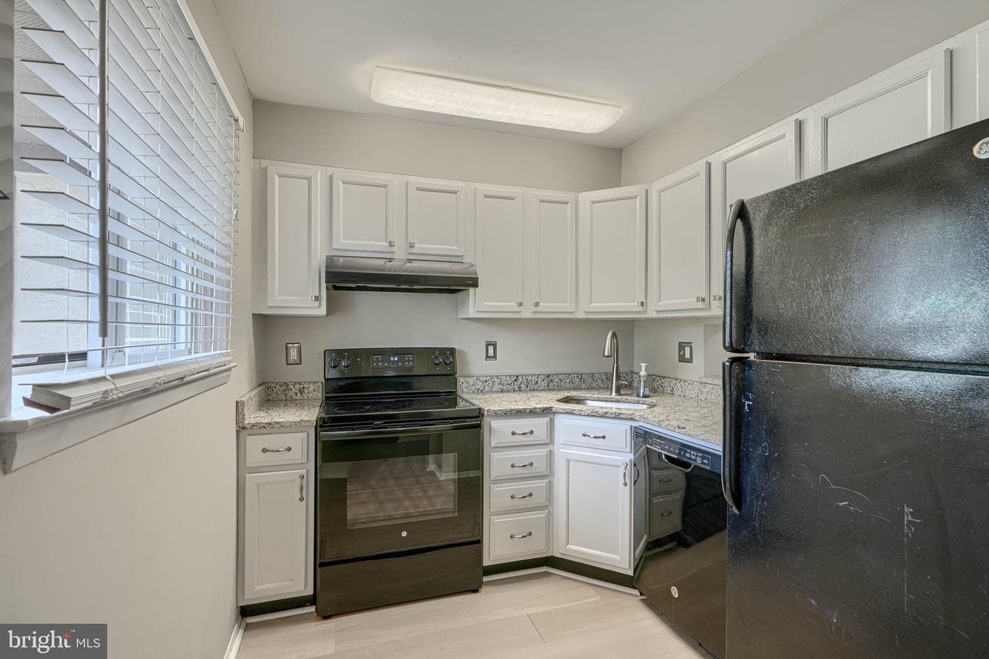 127 Bourbon Court photo 5