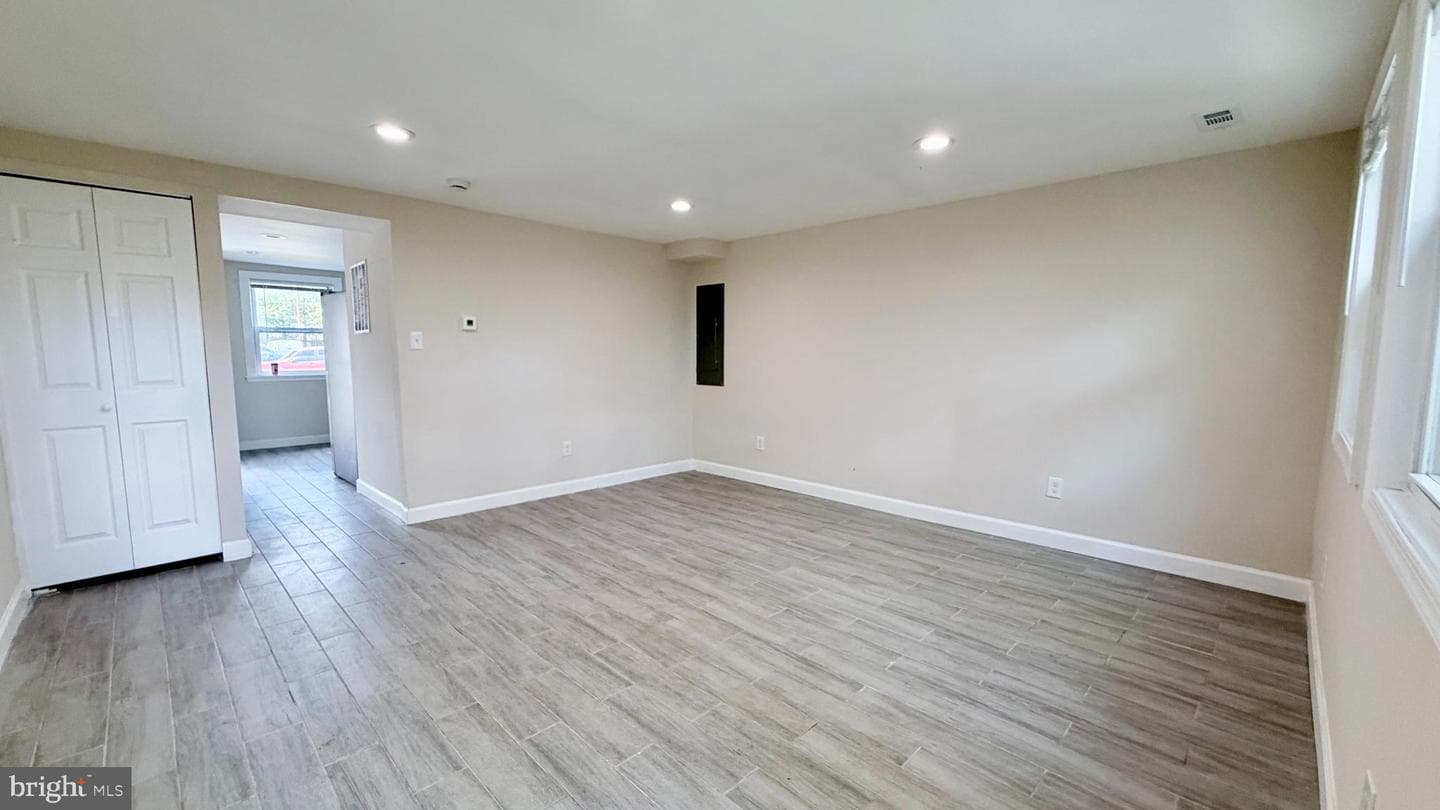 327 Bigley Ave photo 18