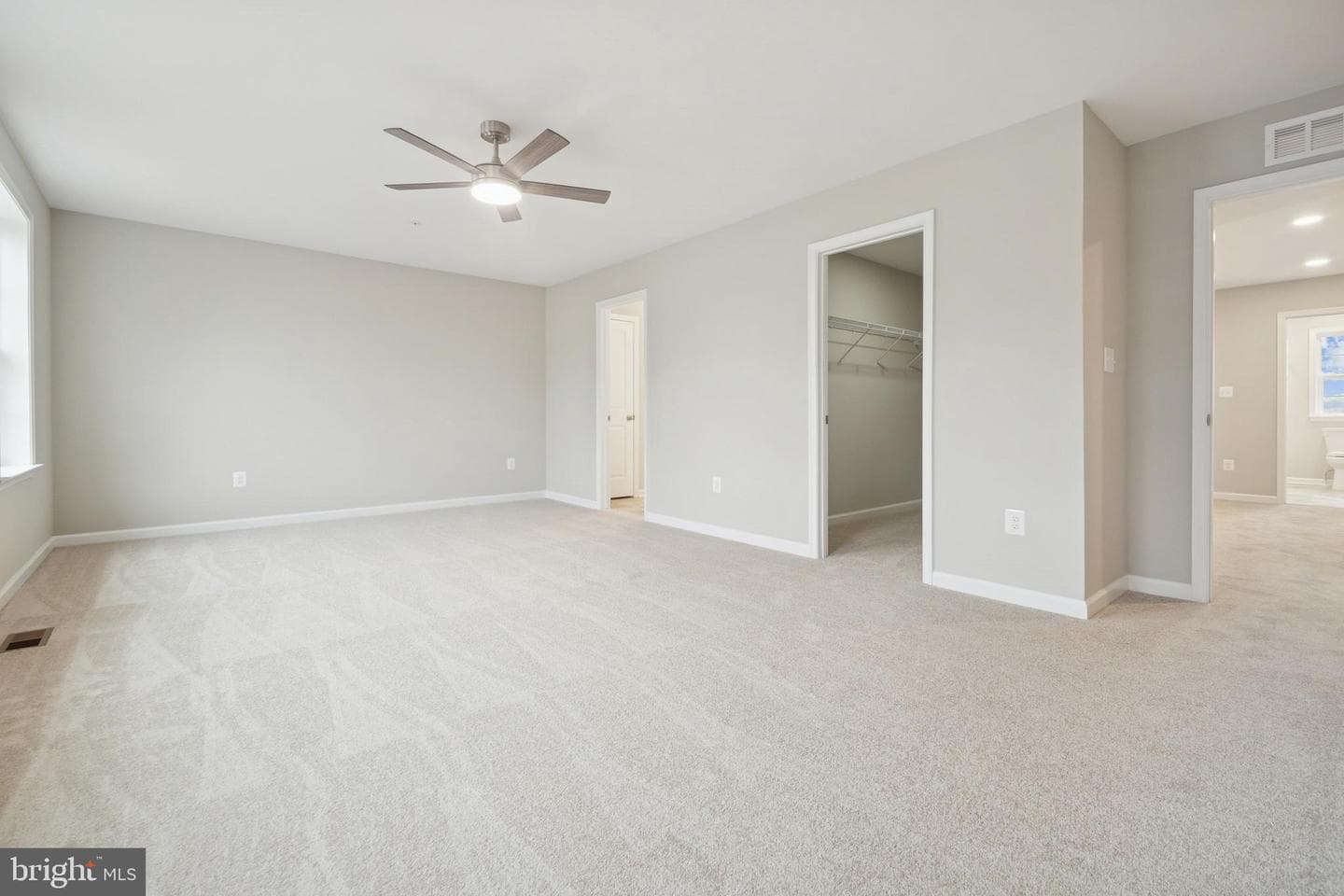 9028 Old Harford photo 38