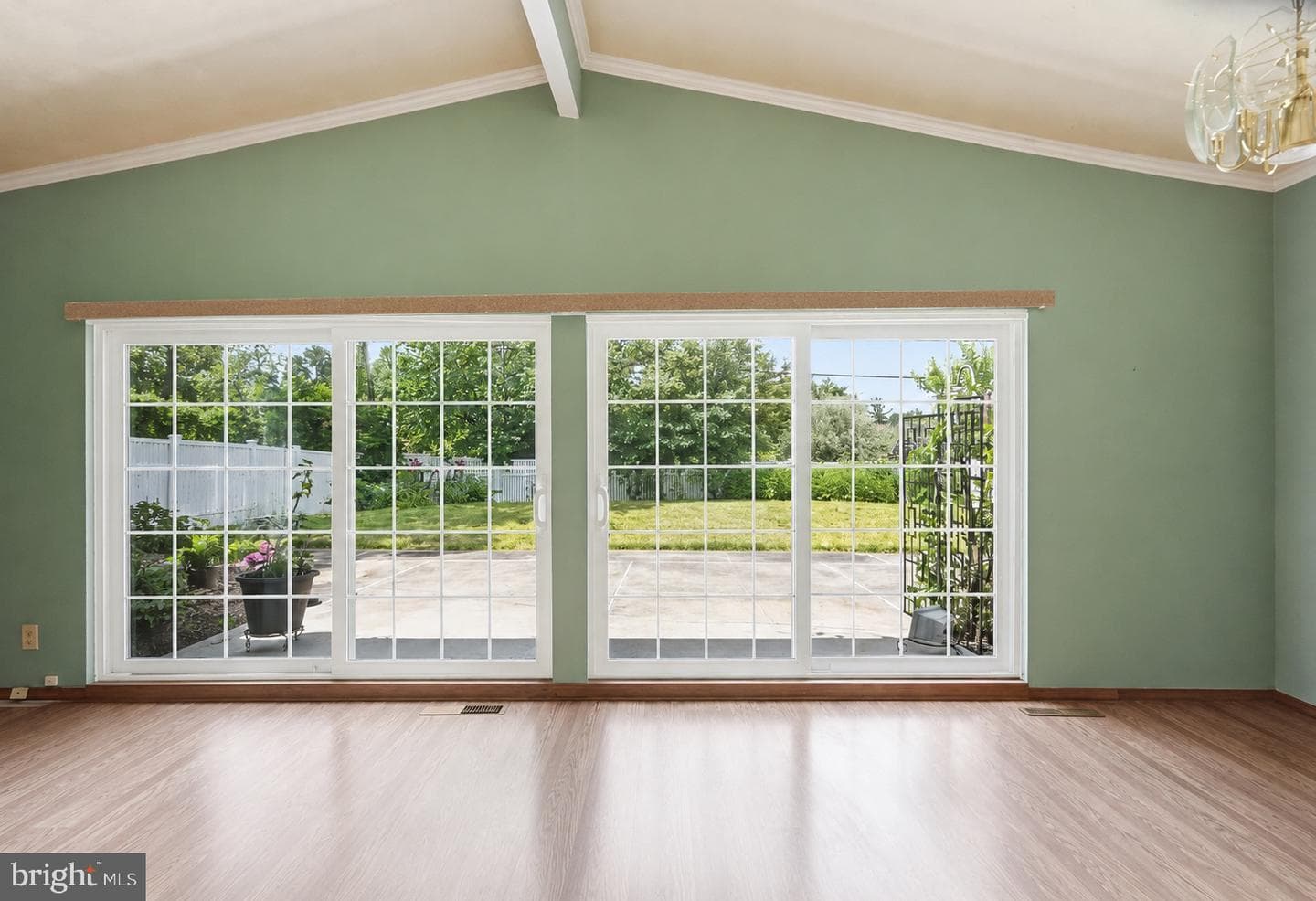 4765 Bonnie Brae Road photo 3