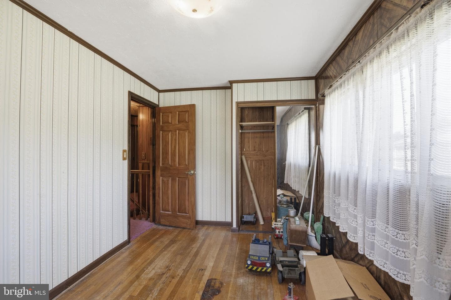 8562 Harris Avenue photo 12