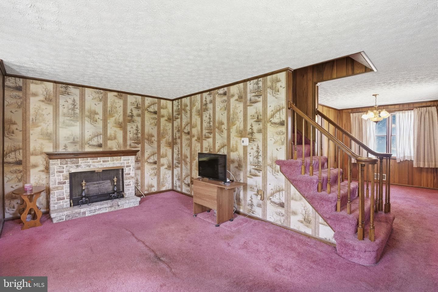 8562 Harris Avenue photo 2