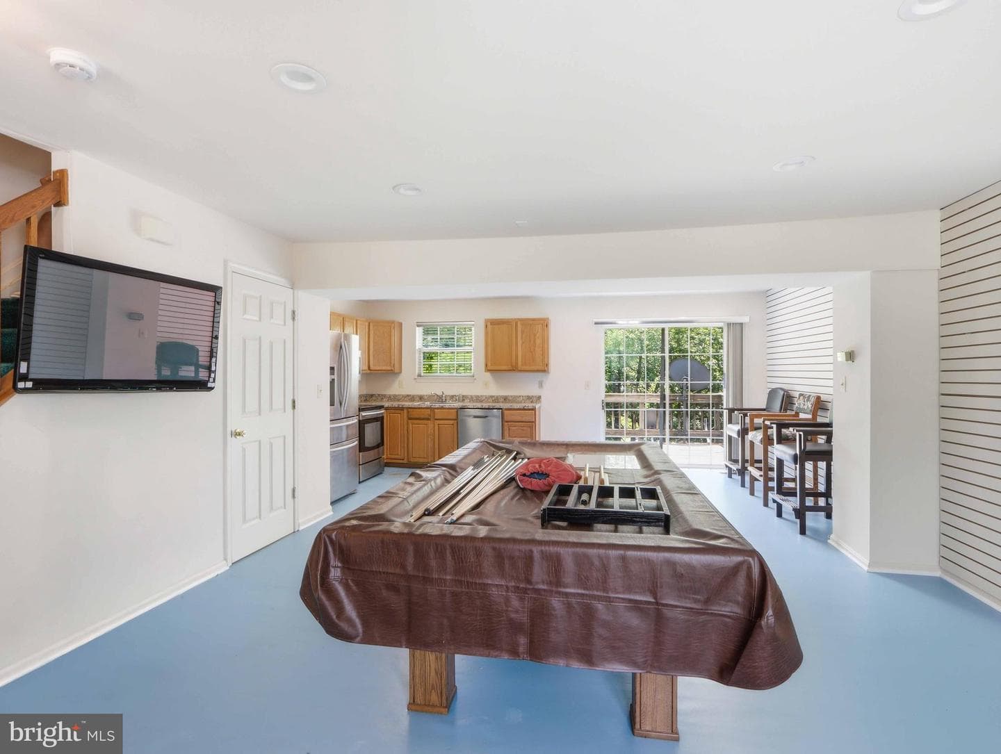 8812 Fox Circle photo 7