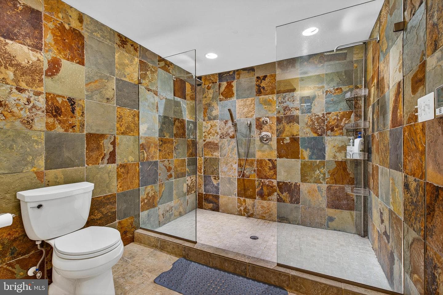 5076 Springhouse Circle photo 34