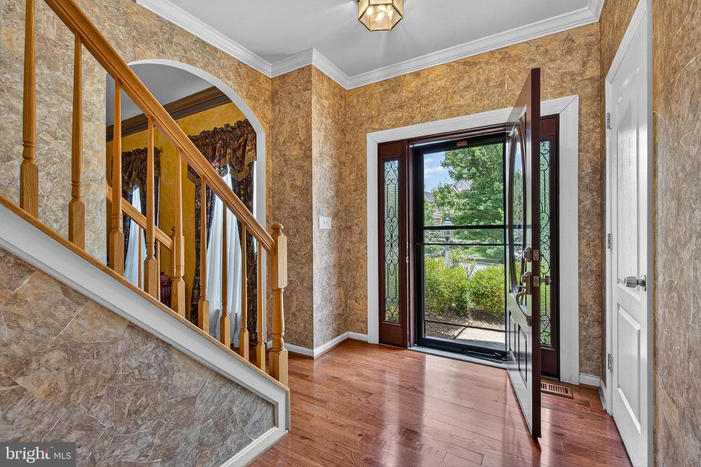 5076 Springhouse Circle photo 5