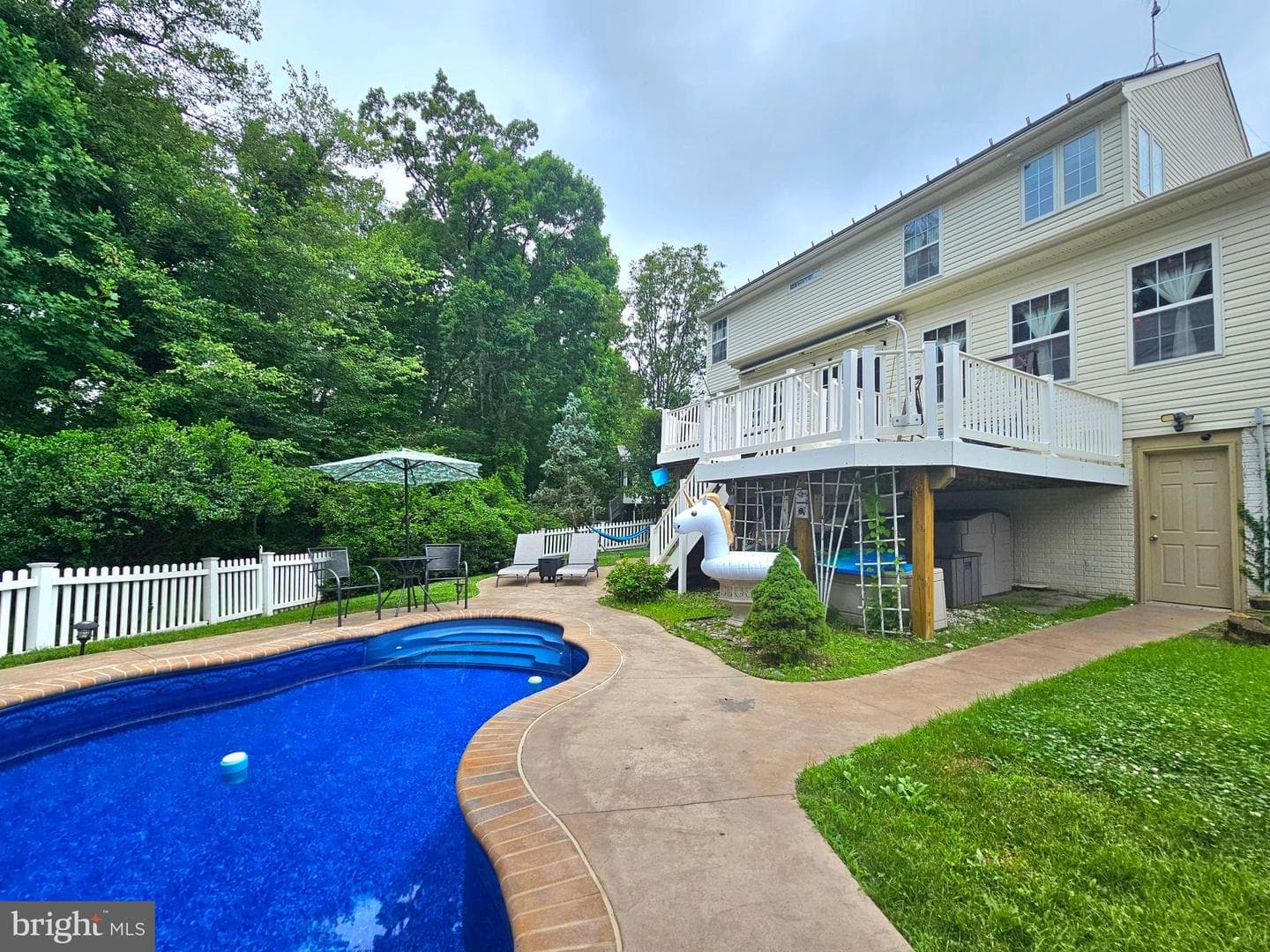 5076 Springhouse Circle photo 94