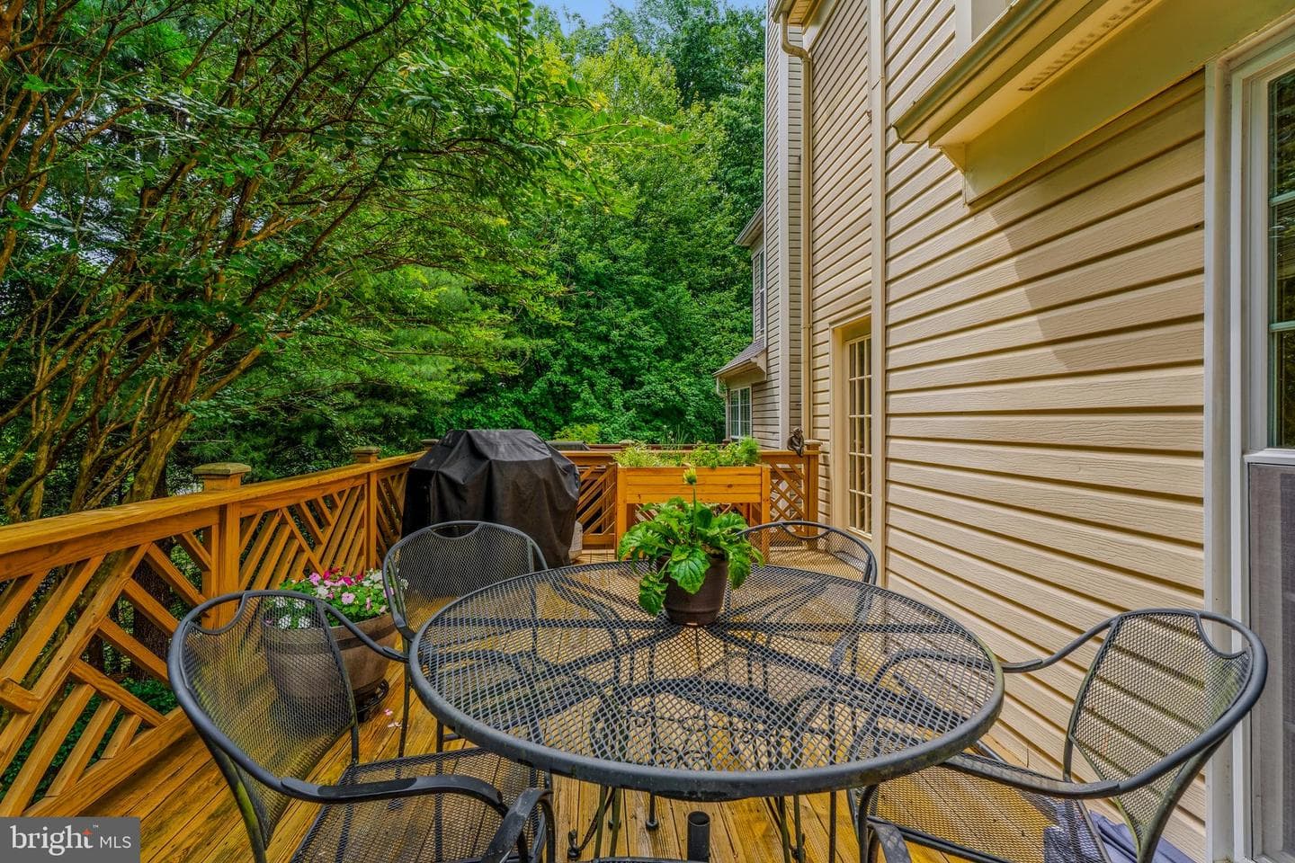 37 Farnham Way photo 12