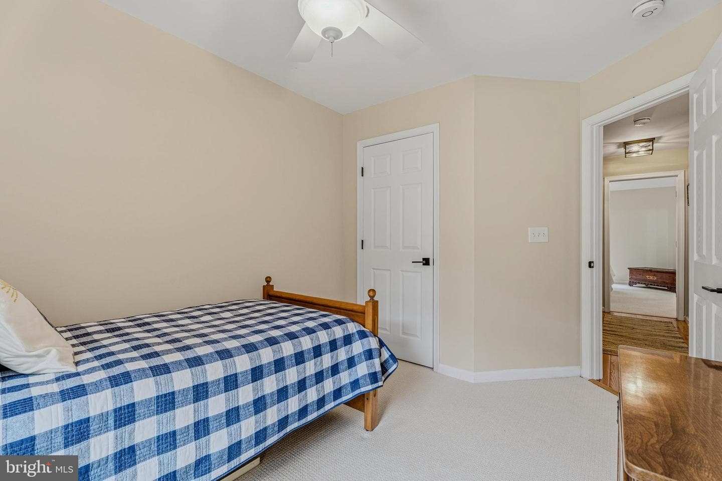 37 Farnham Way photo 29