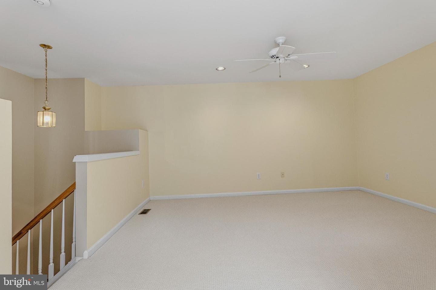 37 Farnham Way photo 34