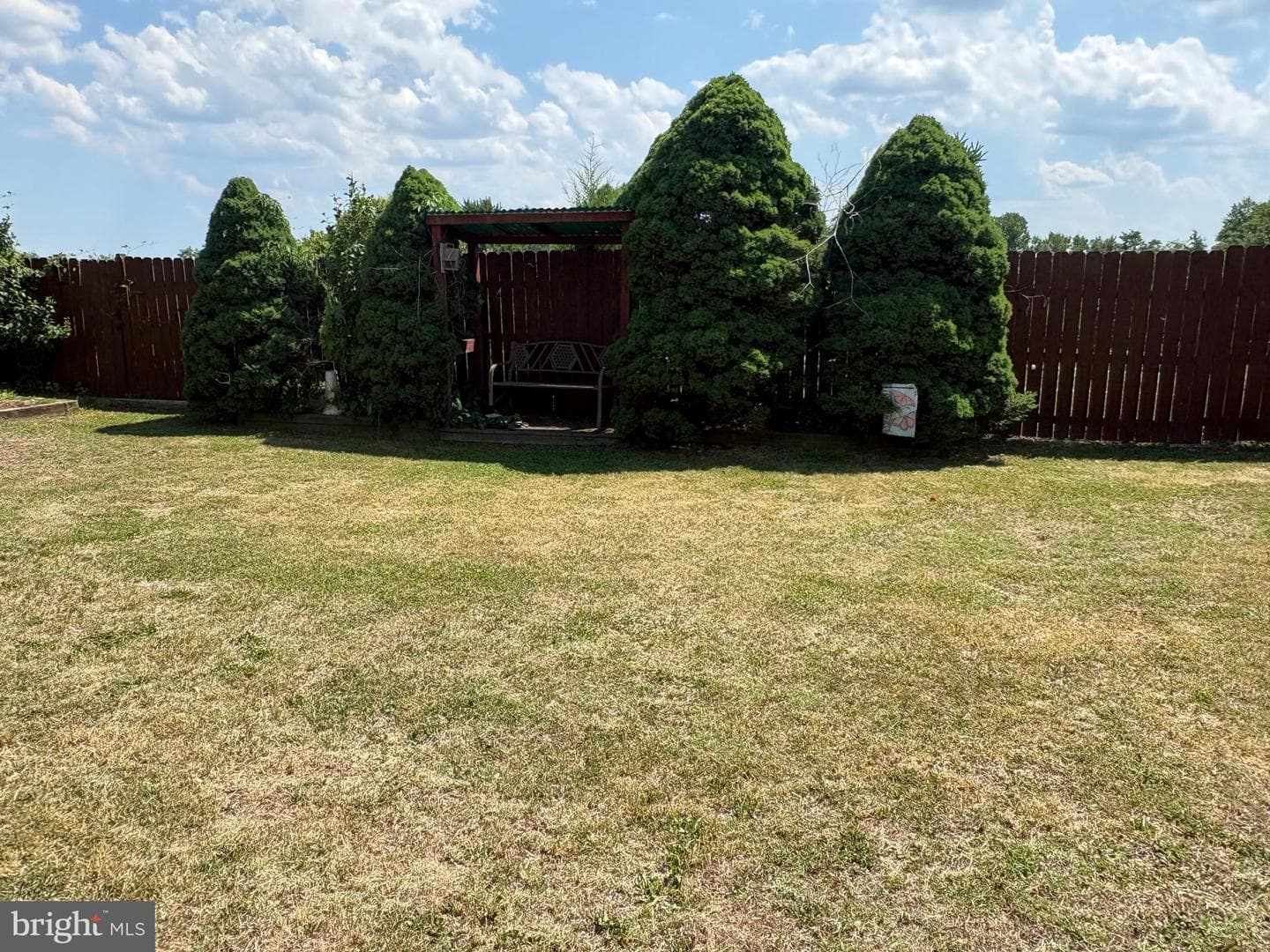 1021 Fredonia Court photo 22