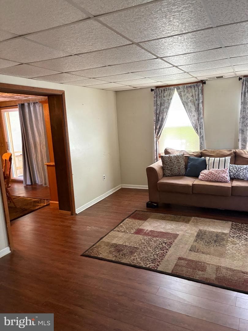 1021 Fredonia Court photo 6