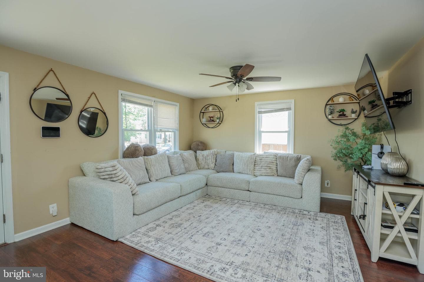 2504 Ambler Court photo 5