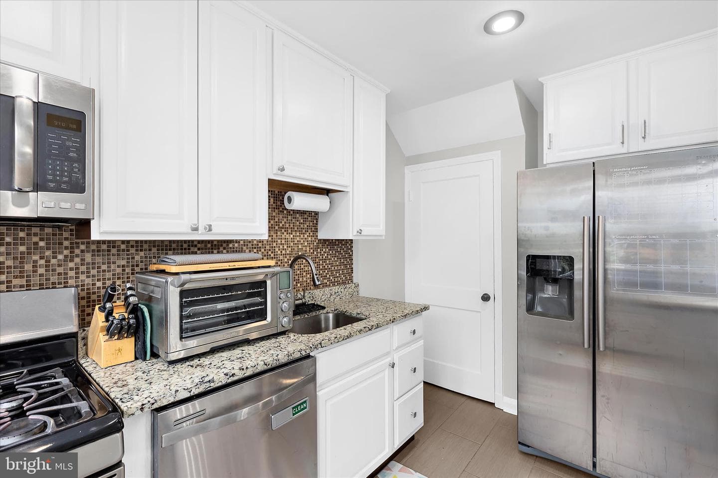 1012 Elm Road photo 13