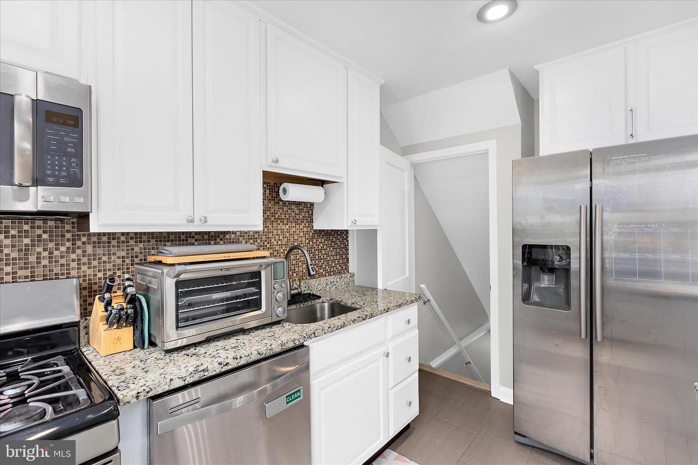 1012 Elm Road photo 15
