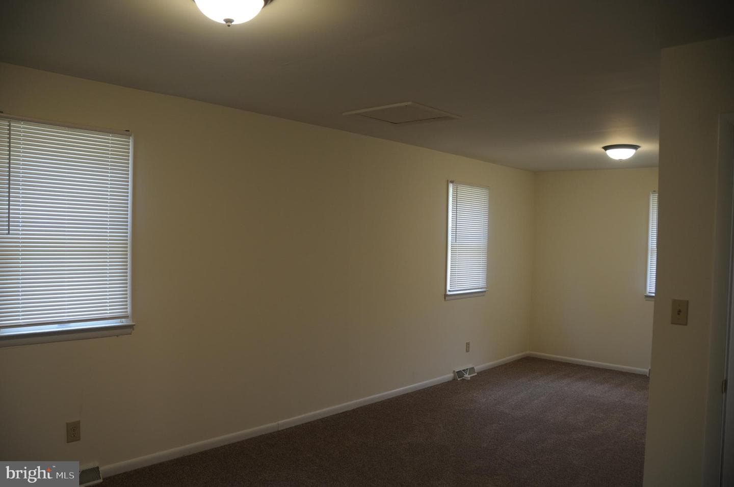 20408 Old York Road photo 12