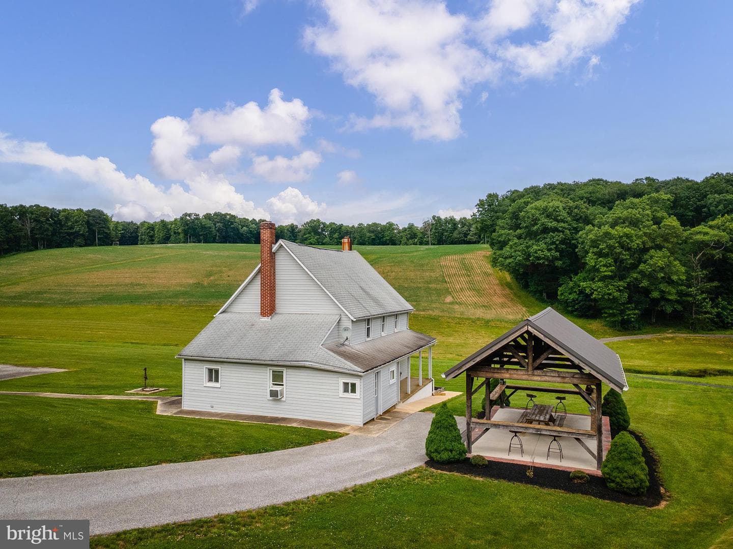 901 Freeland Road photo 35