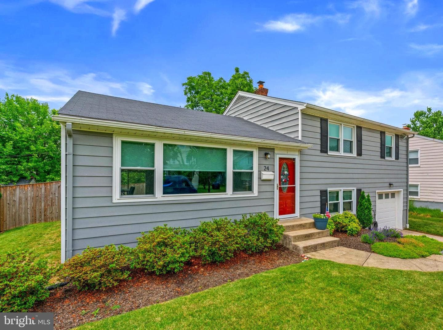 24 Delrey Avenue photo 3