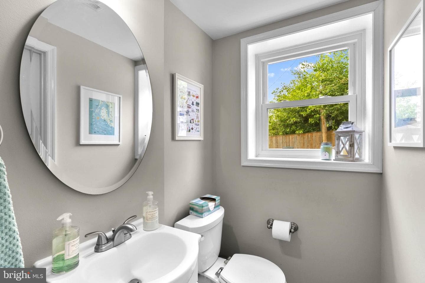 24 Delrey Avenue photo 36