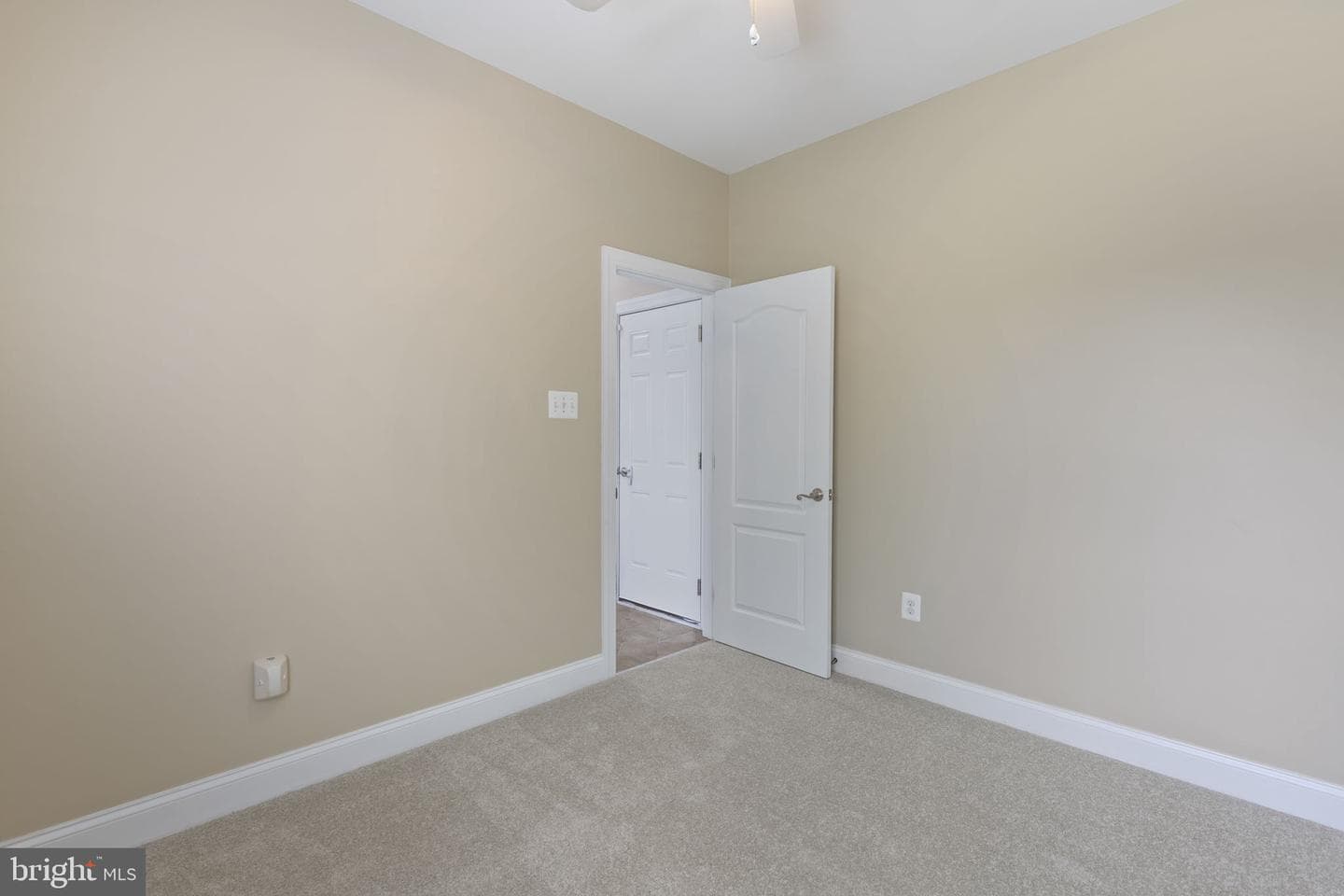 9017 Sunni Perch Court photo 27