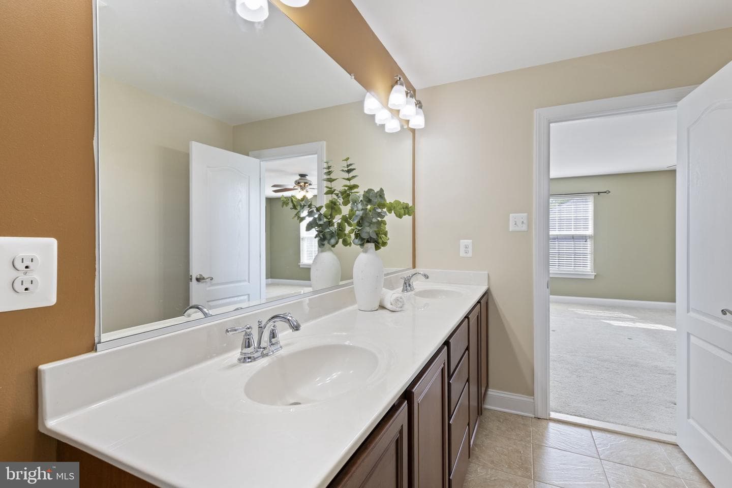 9017 Sunni Perch Court photo 36