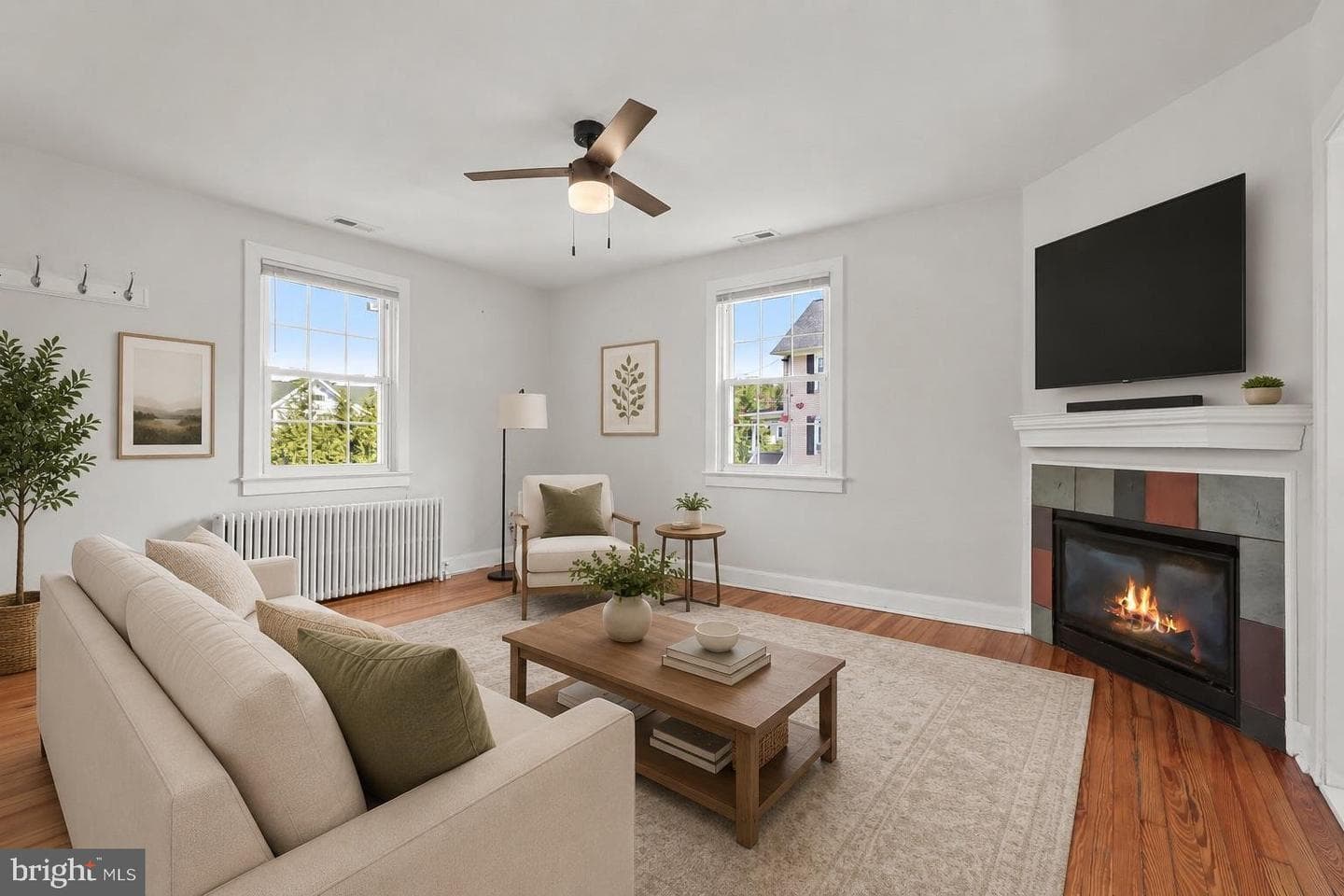 1429 Front Avenue photo 3