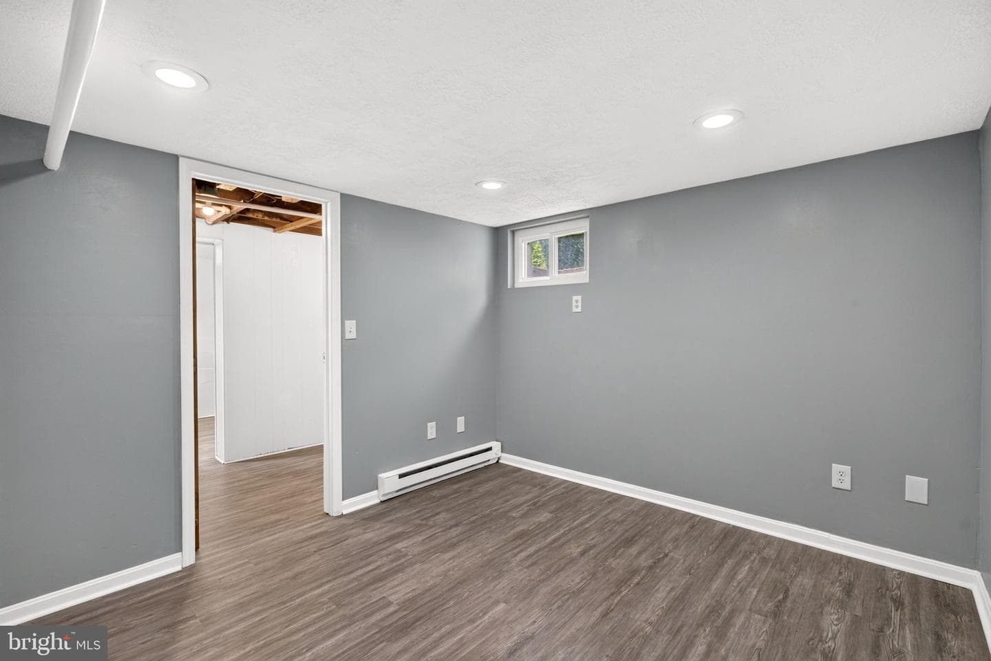104 W Elm Avenue photo 33
