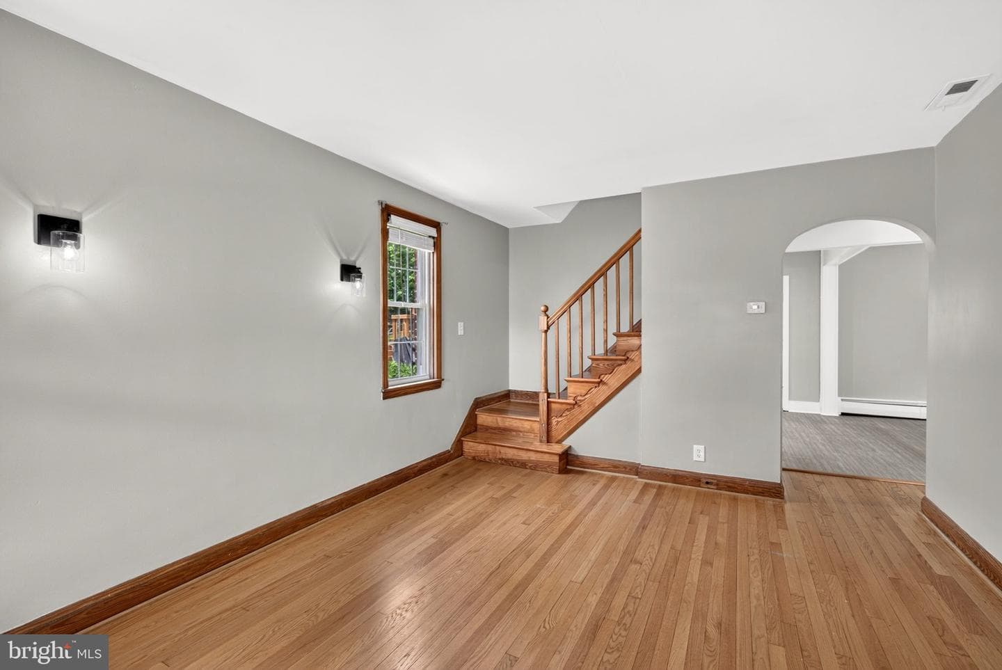 104 W Elm Avenue photo 7