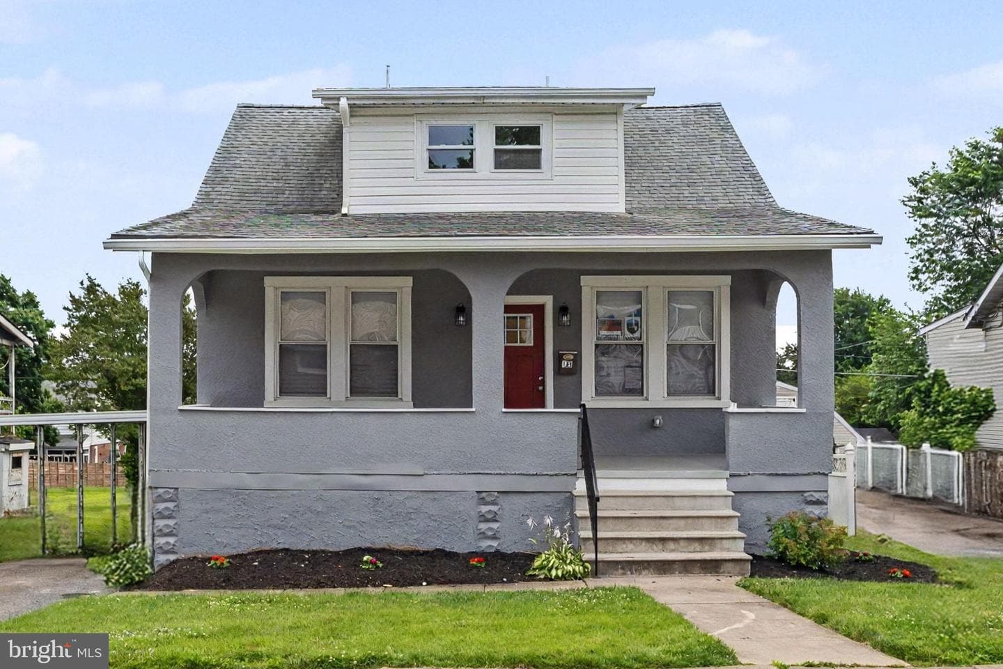 125 Leslie Avenue photo 24