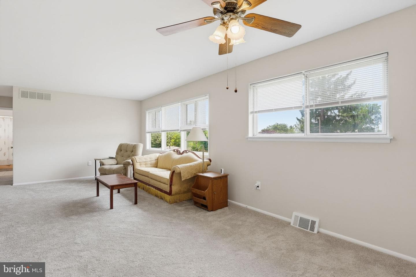 218 Timber Grove Road photo 4