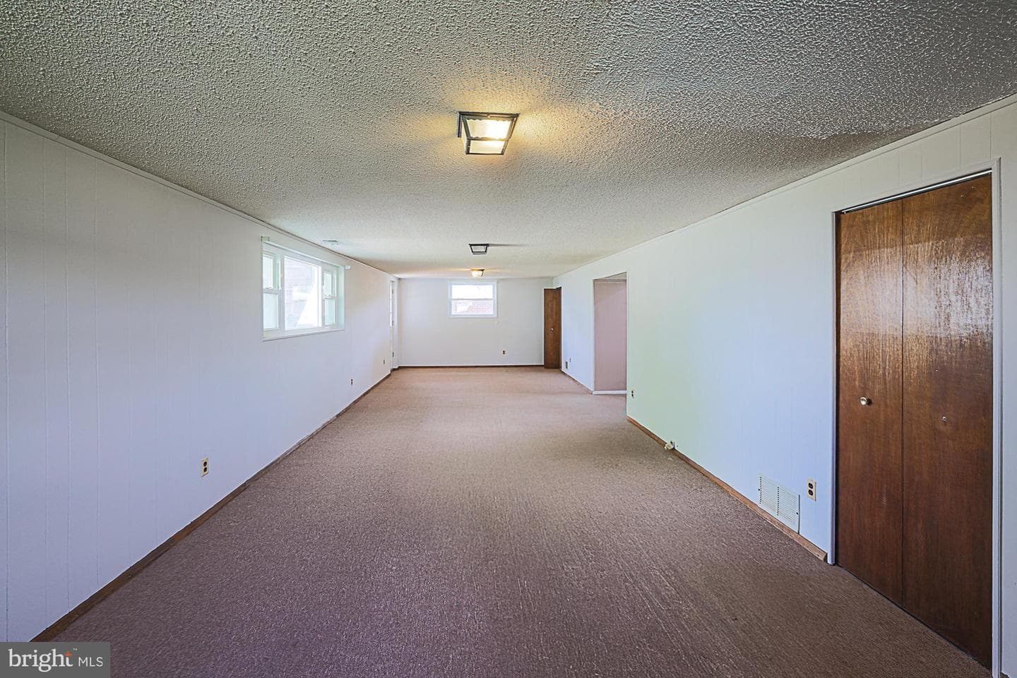 9106 Sandra Park Road photo 40
