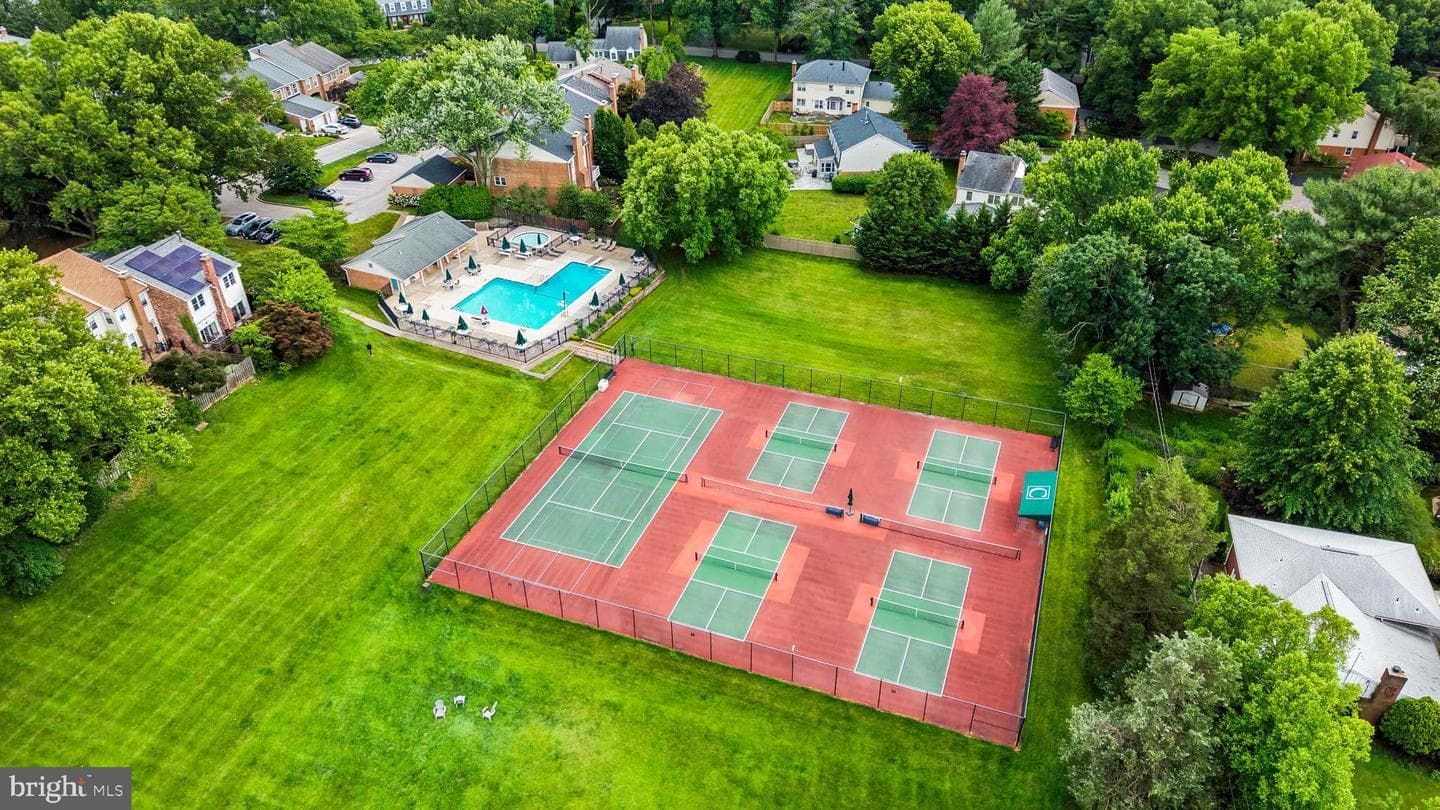 3 Erwood Court photo 53