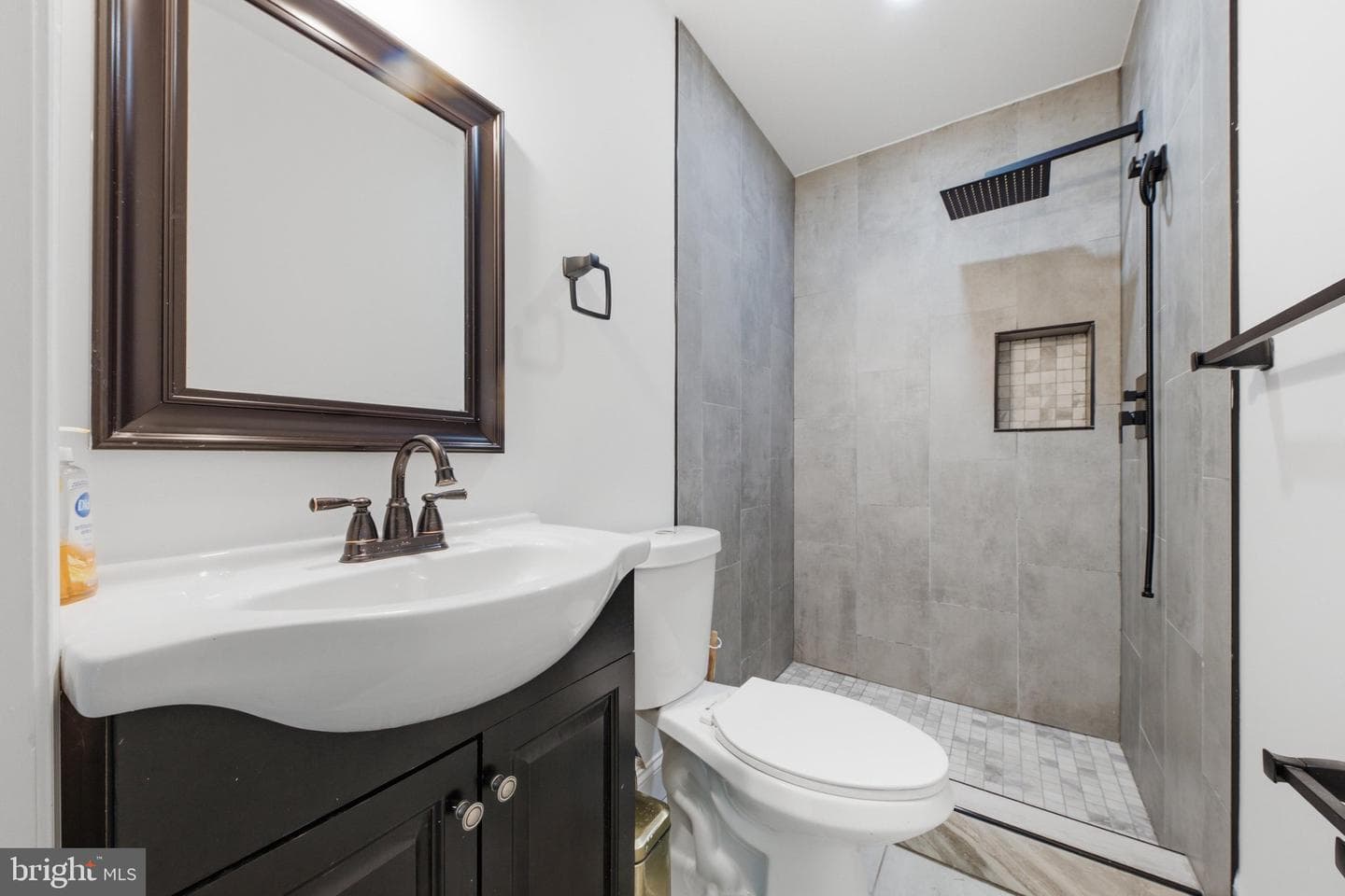 3524 Meadowside photo 29
