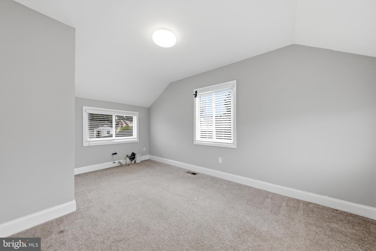 3524 Meadowside photo 35