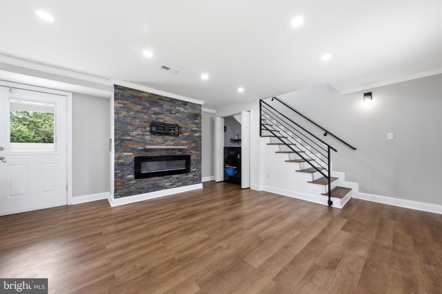 3524 Meadowside photo 7