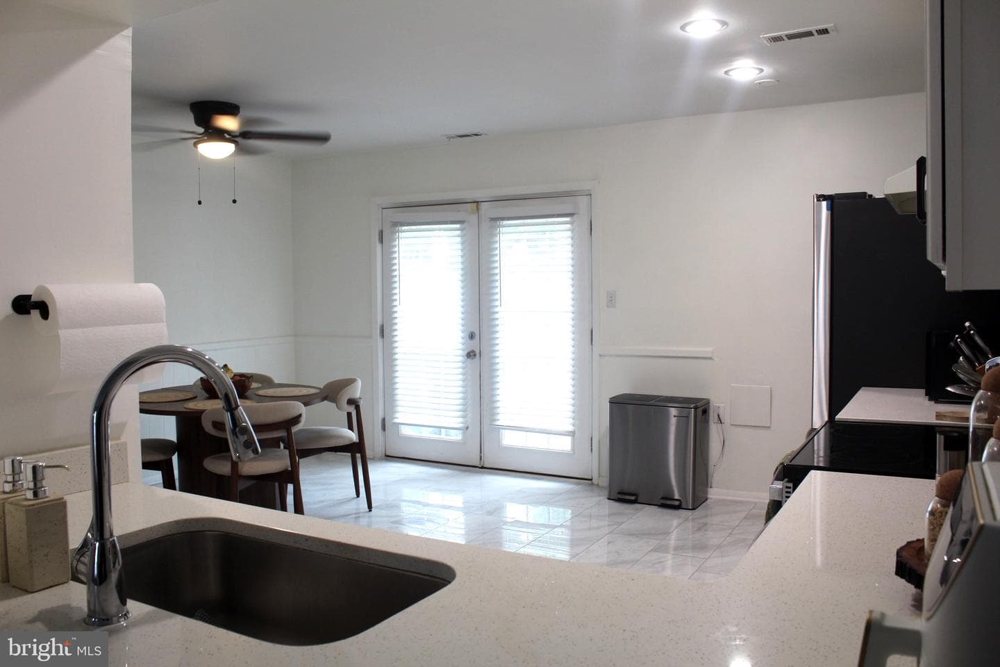 8829 Trimble Way photo 6