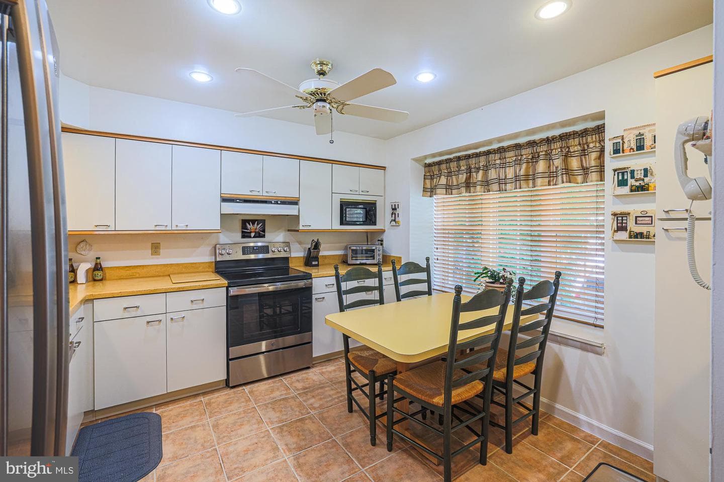 15 Millbridge Court photo 4