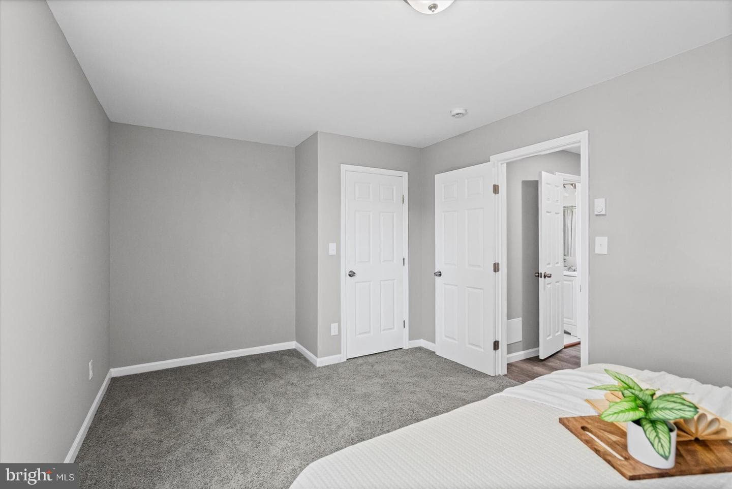 567 Compass Road photo 21