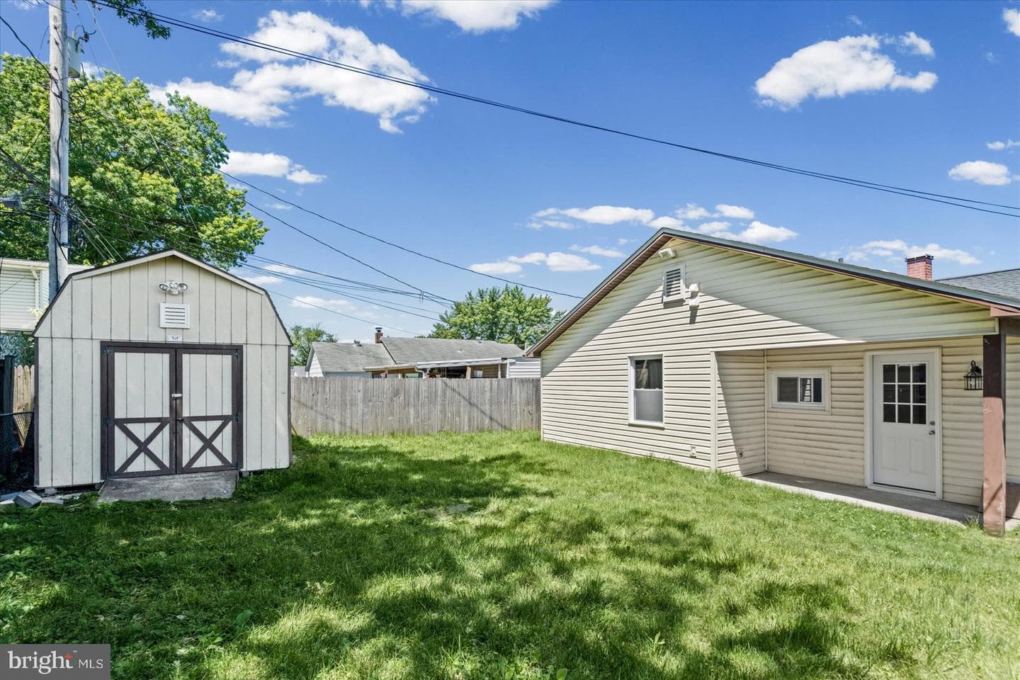 567 Compass Road photo 31
