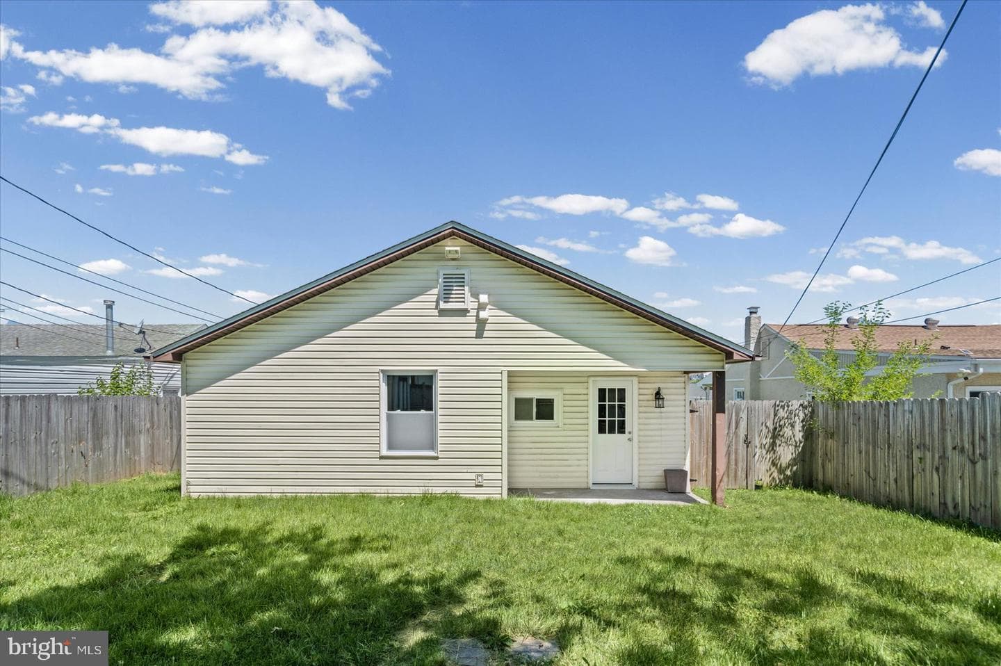 567 Compass Road photo 32