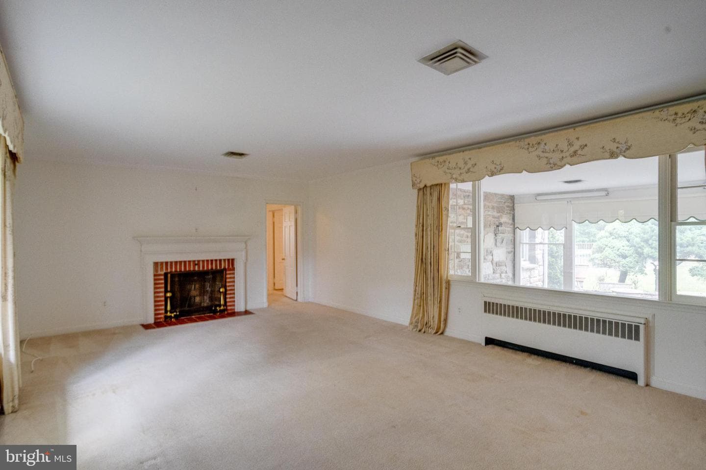 500 Stratford Ct photo 23